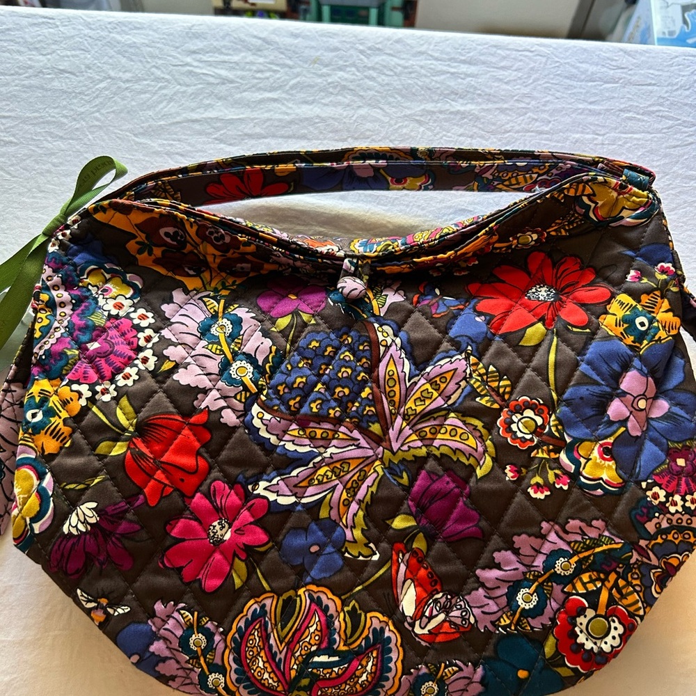 Vera Bradley Quilted Floral Shoulder Bag Rothvale retired pattern